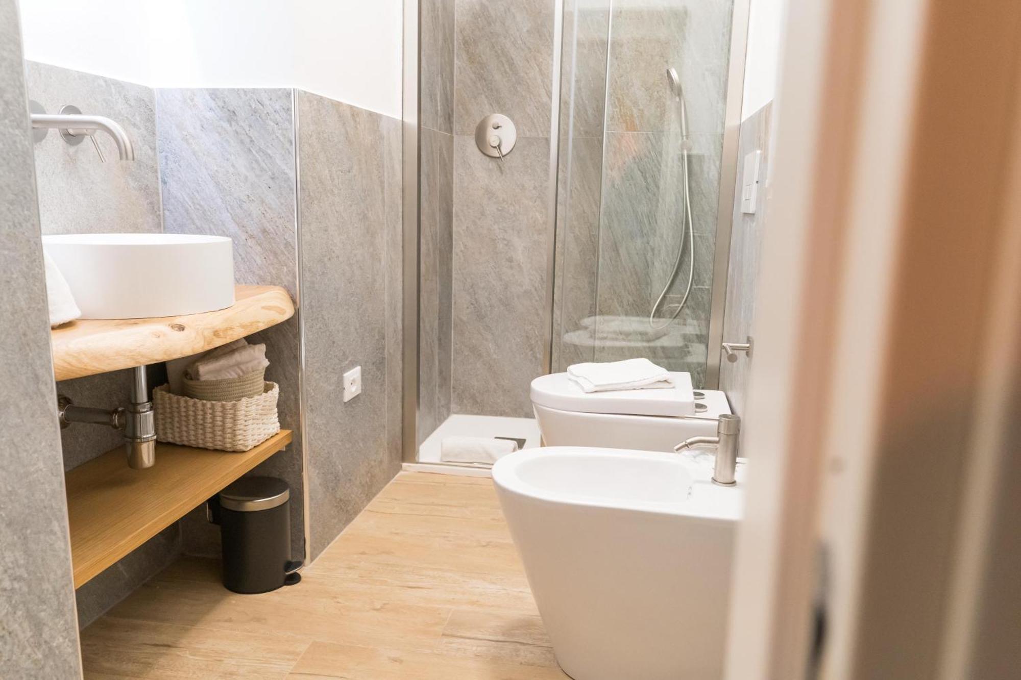 Alma Suites - Il Nido D'Amore Livorno Bagian luar foto